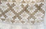 close-up of embroidery on the upper part of the sleeve_big